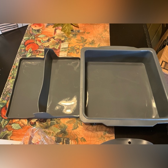 NuWave Silicone Baking Kit & Book - Picture 5 of 8